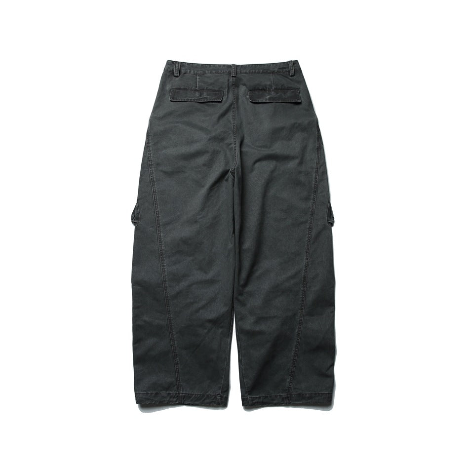 Back view of charcoal gray wide-leg cargo pants with two flap pockets and side cargo pockets.