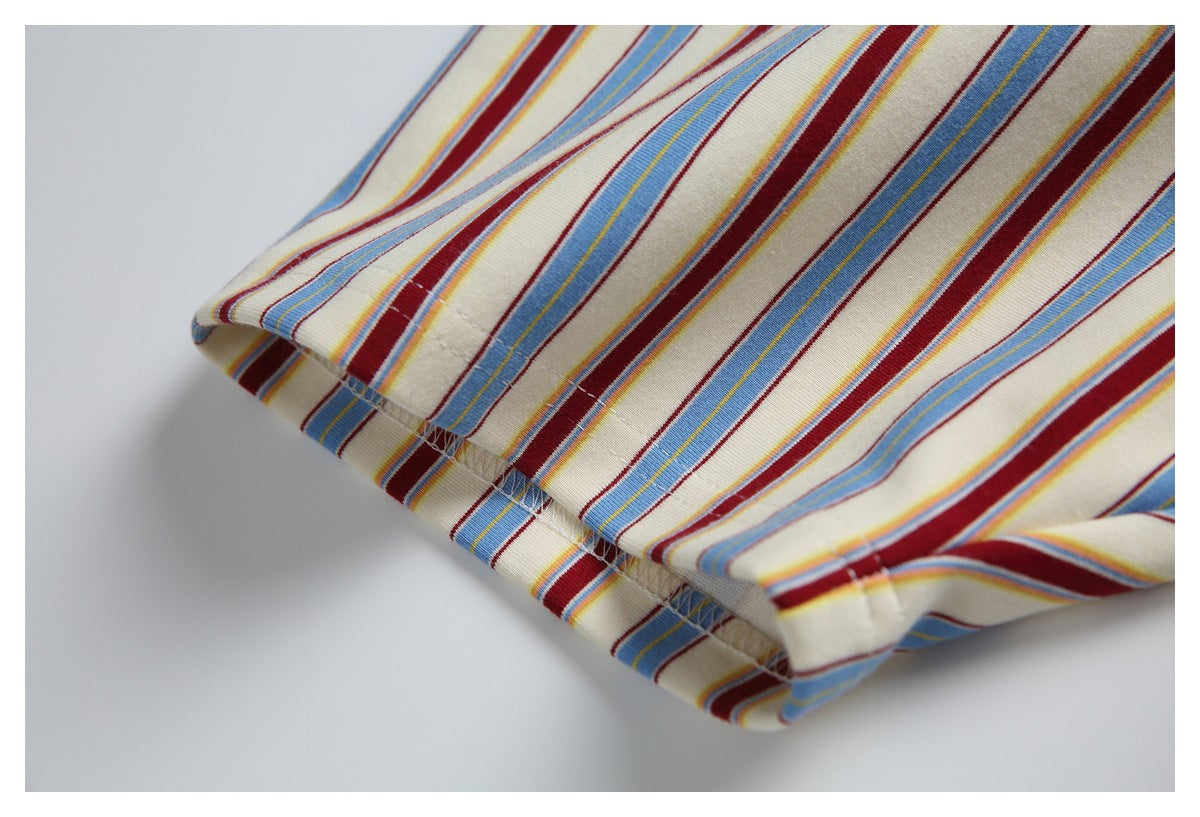 Close-up of the striped T-shirt's double-stitched bottom hem.