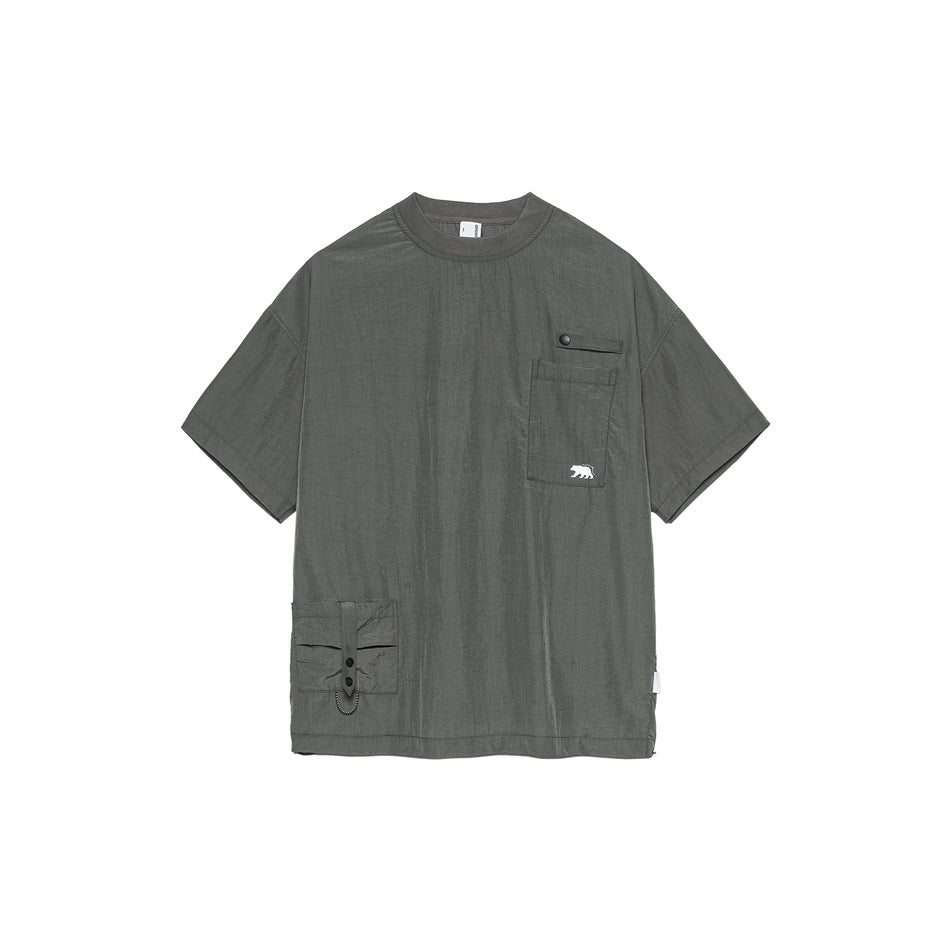 Dark gray short-sleeve crew-neck T-shirt front flat lay with chest flap pocket, bear logo and lower side pocket