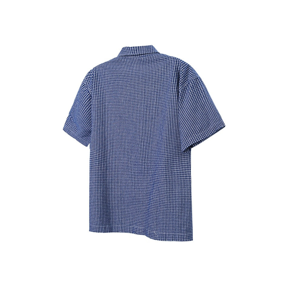 Back view of blue and white gingham short-sleeve shirt with collar on white background