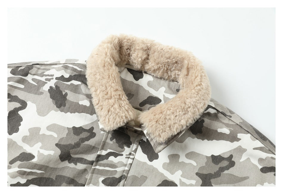 Close-up of the jacket's beige fuzzy collar and gray camouflage pattern.